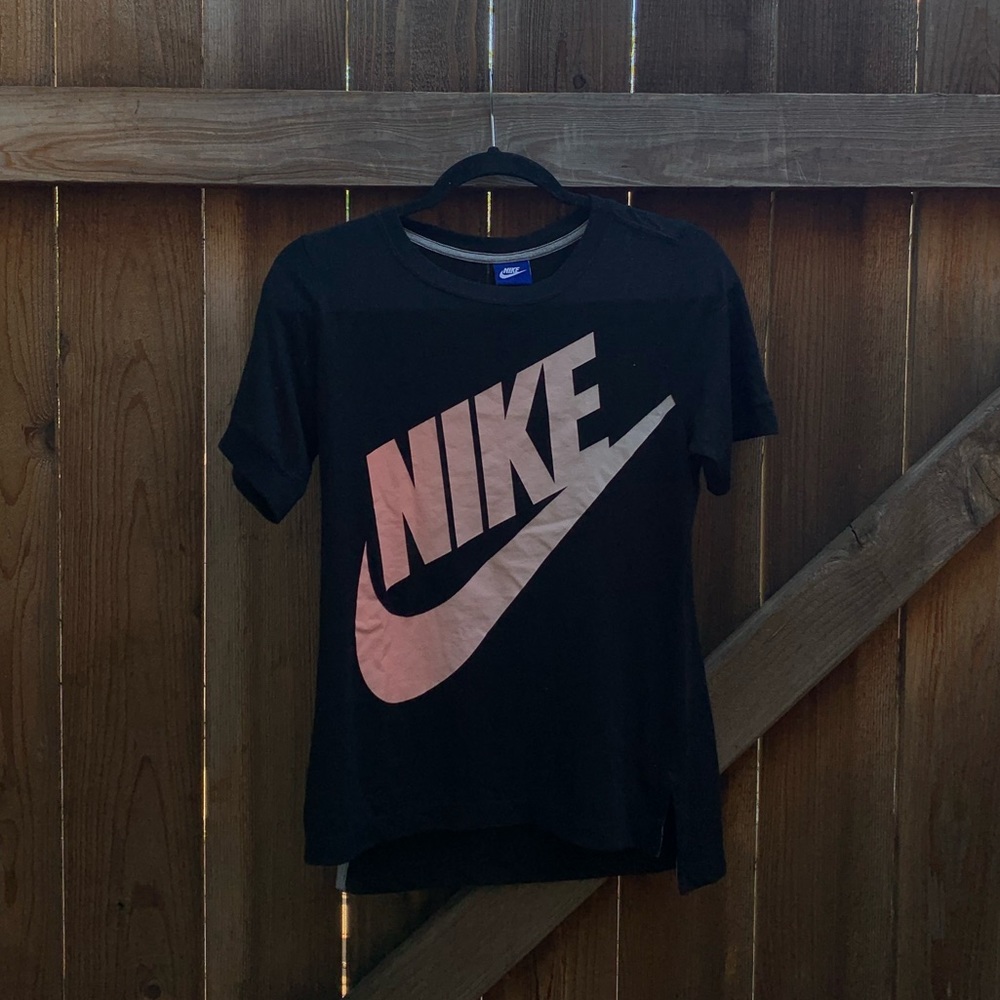 nike • ombré logo tee shirt